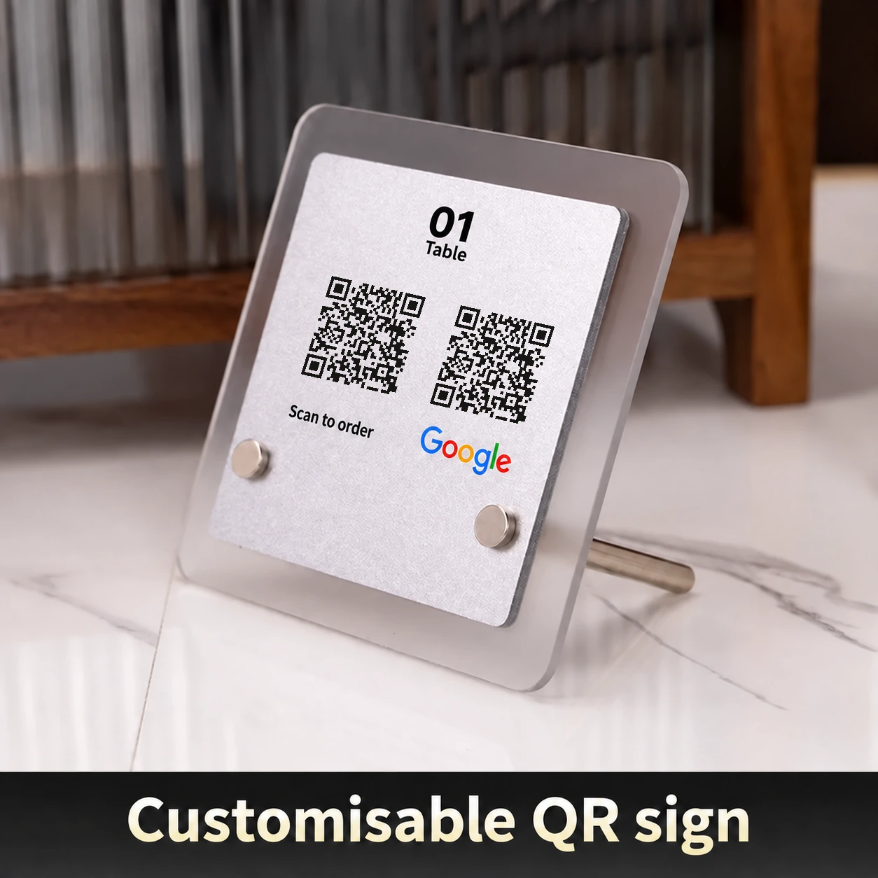 Placa de mesa personalizada con dos QR, acrílico esmerilado y plata