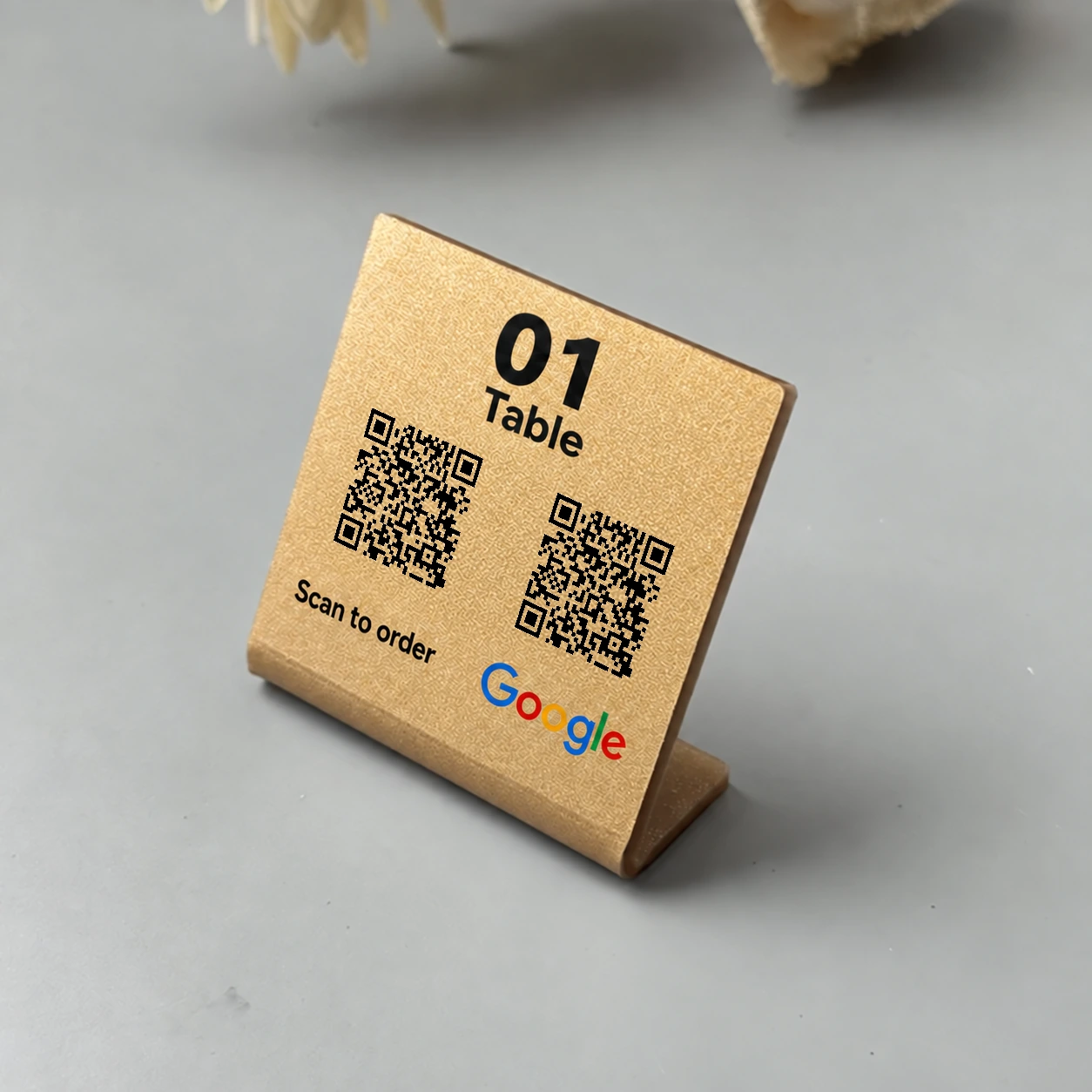 Placa acrílica en L personalizada con QR